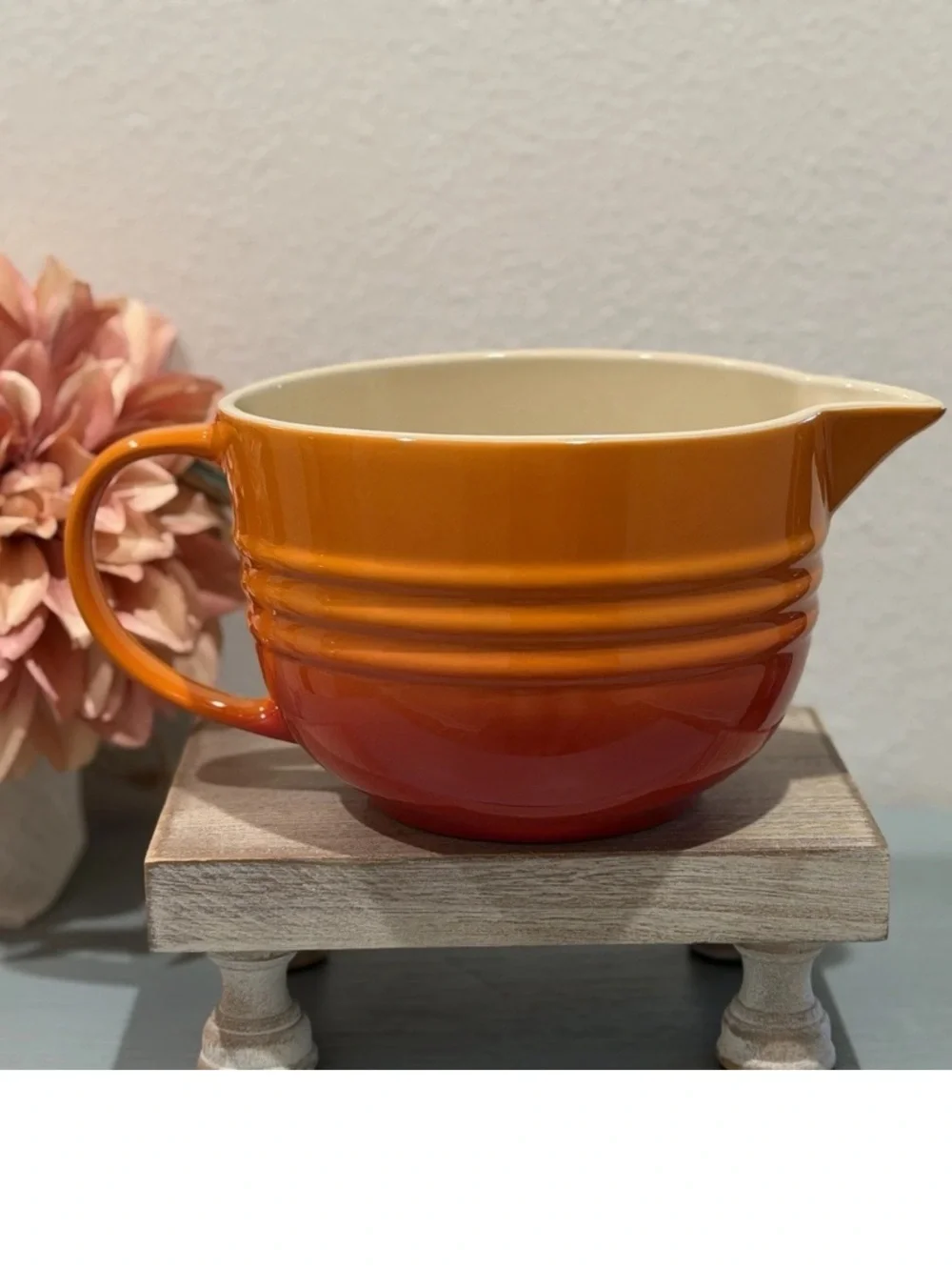 Le Creuset 2L Stoneware Batter Mixing Bowl Flame Orange NEW